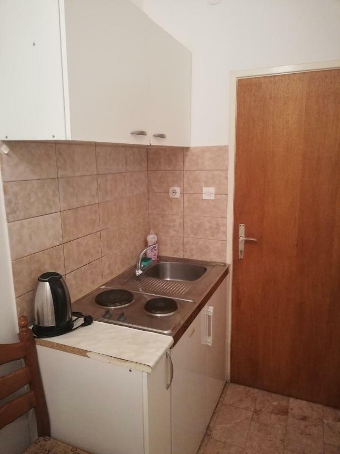 Apartmani Roko Drvenik  Exterior photo